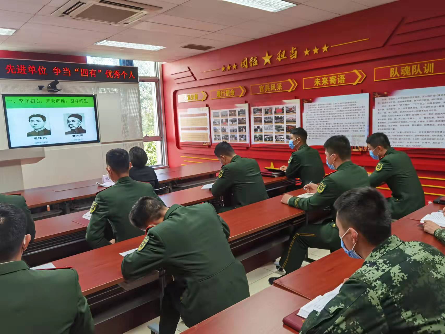 2021-10-22西图讲座进军营讲述中国共产党人的初心使命2.jpg